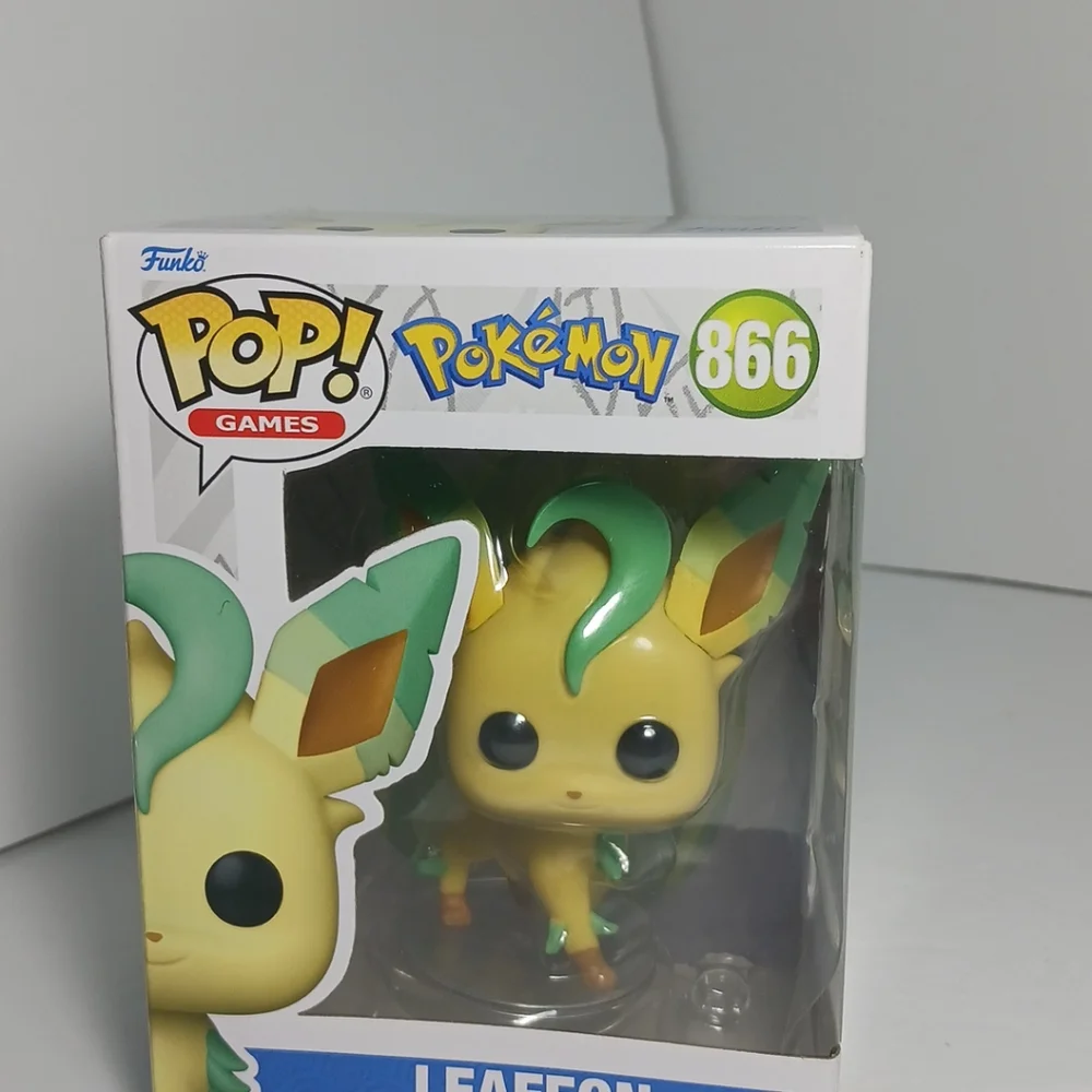 Leafeon Pokemon Funko Pop! Vinyl #866 - Picture 2 of 6